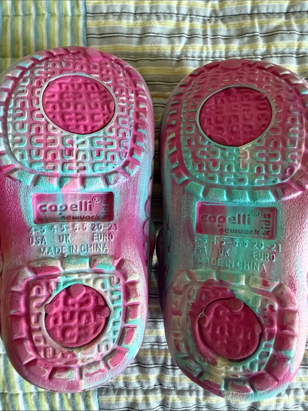 Kids Pink Owl Slip-On Clogs